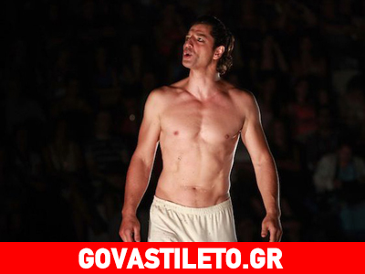 Ο Σάκης Ρουβάς έκανε πάρτι μέσα στο αεροπλάνο!